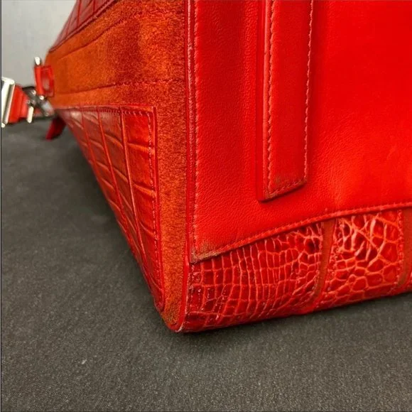 Givenchy Antigona Red Crocodile Embossed Leather Bag Medium - Picture 12 of 16